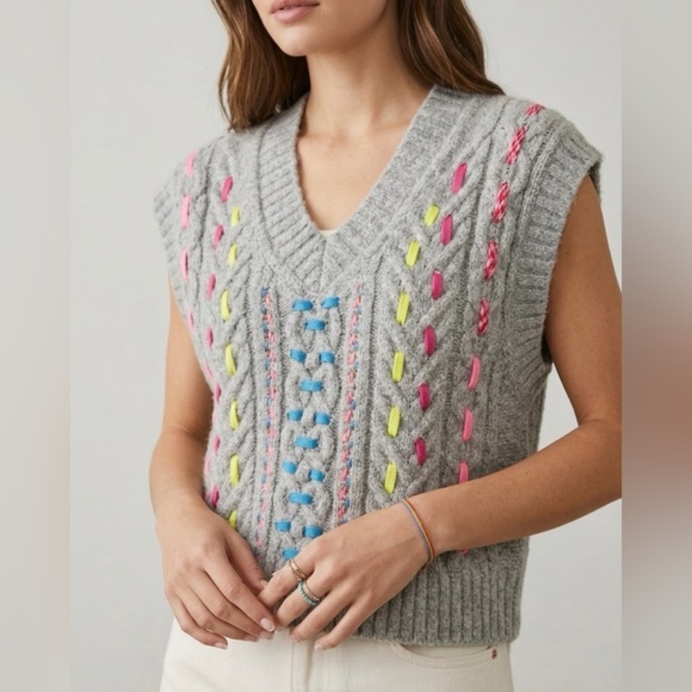 BY ANTHROPOLOGIE Rainbow Ribbon Woven Cable Knit Sweater Vest XS